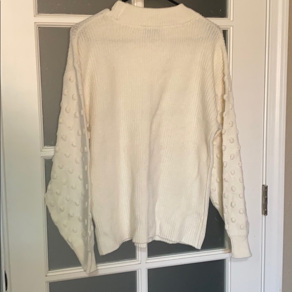 CeCe bubble sleeve sweater - Picture 6 of 6